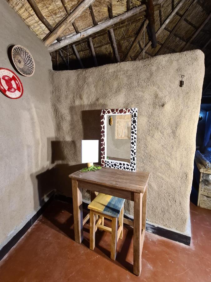 Africa Safari Maasai Boma Villa Серенгети Екстериор снимка